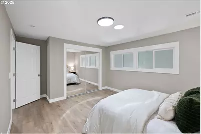 3240 NE 29th St, Gresham, OR 97030 - Photo 17