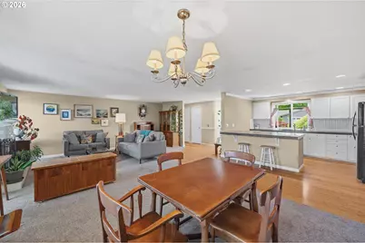 4828 SW 201st Ave, Beaverton, OR 97078 - Photo 17