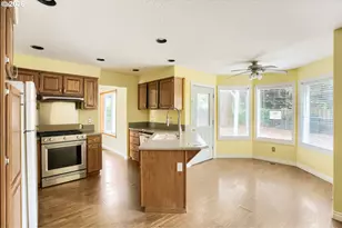 13417 Squire Dr, Oregon City, OR 97045 - Photo 9