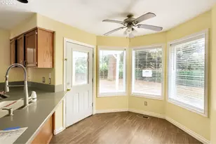 13417 Squire Dr, Oregon City, OR 97045 - Photo 11