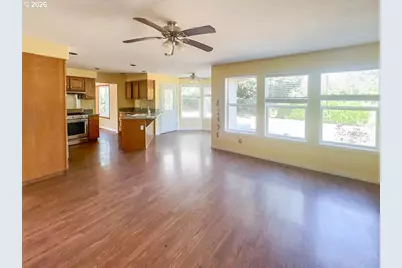 13417 Squire Dr, Oregon City, OR 97045 - Photo 7