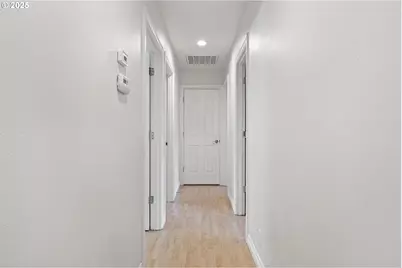 3785 Dove Ln, Eugene, OR 97402 - Photo 35