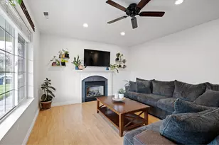 3785 Dove Ln, Eugene, OR 97402 - Photo 17