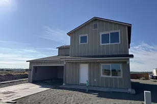 900 E Maple Brook Ave, Hermiston, OR 97838 - Photo 3