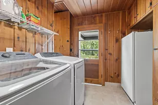1631 Glenbrook Loop Rd, Riddle, OR 97469 - Photo 39