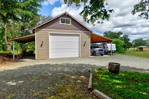 1631 Glenbrook Loop Rd, Riddle, OR 97469 - Photo 43
