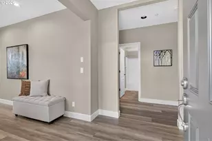 10258 SE Bristol Ct, Portland, OR 97086 - Photo 5