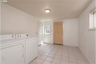 108 NW Dogwood Ave, Redmond, OR 97756 - Photo 17