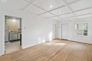 1375 SW Taylors Ferry Rd, Portland, OR 97219 - Photo 11