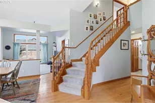 705 S 68th Pl, Springfield, OR 97478 - Photo 3