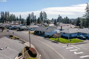 16655 SW King Charles Ave, King City, OR 97224 - Photo 33