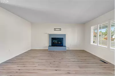 16655 SW King Charles Ave, King City, OR 97224 - Photo 5