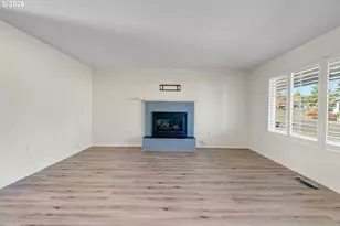 16655 SW King Charles Ave, King City, OR 97224 - Photo 5