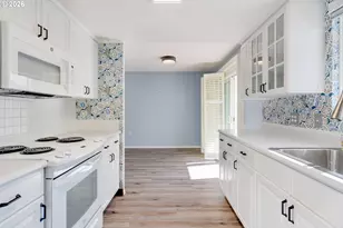 16655 SW King Charles Ave, King City, OR 97224 - Photo 13