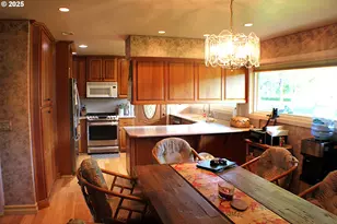 180 Ruckles Dr, Myrtle Creek, OR 97457 - Photo 13