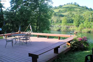 180 Ruckles Dr, Myrtle Creek, OR 97457 - Photo 5