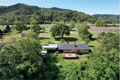 180 Ruckles Dr, Myrtle Creek, OR 97457 - Photo 3