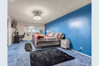 2236 SE 185th Ave, Portland, OR 97233 - Photo 9