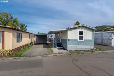 581 NE Alameda #37, Roseburg, OR 97470 - Photo 1