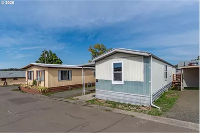 581 NE Alameda #37, Roseburg, OR 97470 - Photo 3