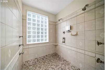 1407 SW Walters Dr, Gresham, OR 97080 - Photo 25