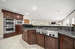 1407 SW Walters Dr, Gresham, OR 97080 - Photo 9