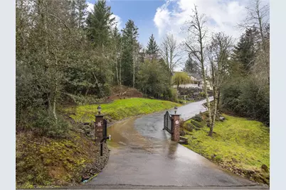 1407 SW Walters Dr, Gresham, OR 97080 - Photo 41