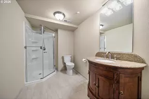 1407 SW Walters Dr, Gresham, OR 97080 - Photo 33