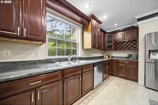 1407 SW Walters Dr, Gresham, OR 97080 - Photo 9
