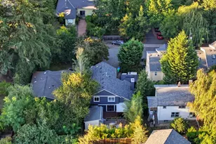 2418 SW Nebraska St, Portland, OR 97239 - Photo 33