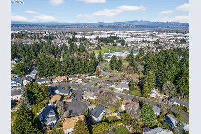 820 NE 168th Pl, Portland, OR 97230 - Photo 45
