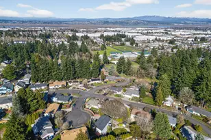 820 NE 168th Pl, Portland, OR 97230 - Photo 45
