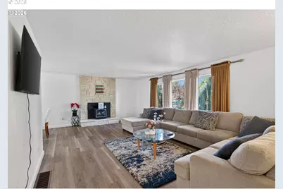 820 NE 168th Pl, Portland, OR 97230 - Photo 5