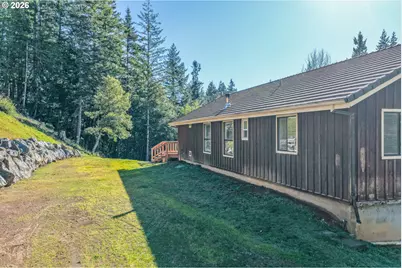 94263 Matheny Creek Ln, Myrtle Point, OR 97458 - Photo 7
