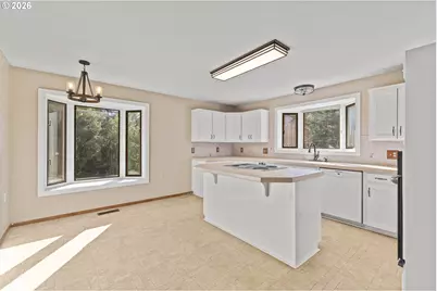 94263 Matheny Creek Ln, Myrtle Point, OR 97458 - Photo 15