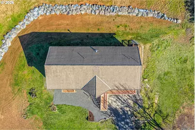 94263 Matheny Creek Ln, Myrtle Point, OR 97458 - Photo 9