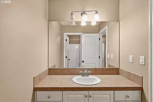 11488 SW Zurich St, Wilsonville, OR 97070 - Photo 23