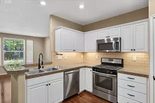 11488 SW Zurich St, Wilsonville, OR 97070 - Photo 13