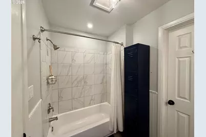 1204 State St, Hood River, OR 97031 - Photo 29