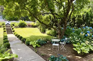 1204 State St, Hood River, OR 97031 - Photo 5