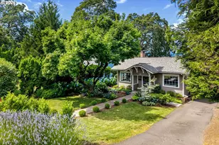 1204 State St, Hood River, OR 97031 - Photo 3