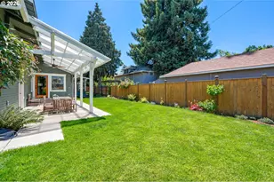 918 C St, Springfield, OR 97477 - Photo 41