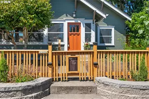 918 C St, Springfield, OR 97477 - Photo 3