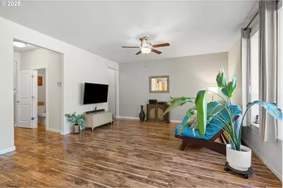 5601 NE 276th Ave, Camas, WA 98607 - Photo 9