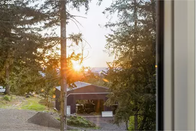 5601 NE 276th Ave, Camas, WA 98607 - Photo 29