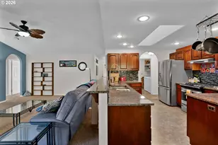 2 Park Village Dr, Florence, OR 97439 - Photo 9