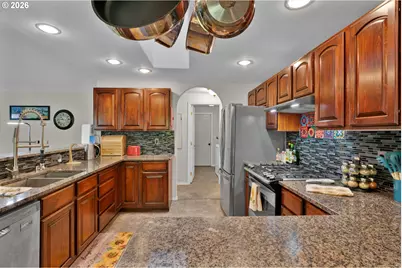 2 Park Village Dr, Florence, OR 97439 - Photo 11