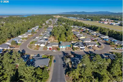 2 Park Village Dr, Florence, OR 97439 - Photo 41