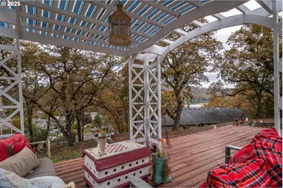 487 SE Dos Gatos Ct, Roseburg, OR 97470 - Photo 33