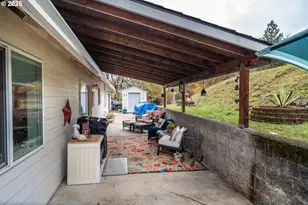 487 SE Dos Gatos Ct, Roseburg, OR 97470 - Photo 39